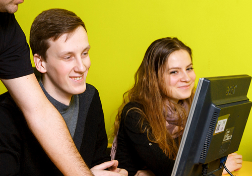 for whom year2 программист обучение в махачкале